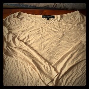 Long sleeved open back shirt